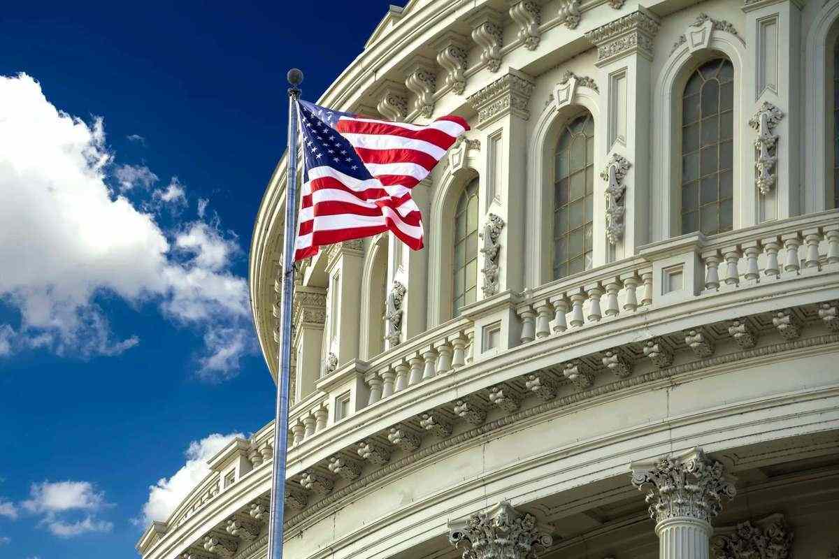 Powell adelanta que la Fed engordará pronto su balance para evitar volatilidad en los mercados