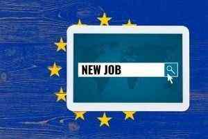 Деловая активность в еврозоне выросла в феврале до максимума за 6 месяцев