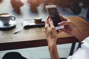 Продажи носимых электронных устройств могут вырасти в этом году на 18%