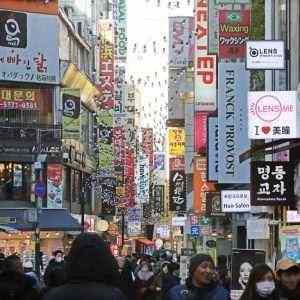 South Korea chip output boosts factory production in December