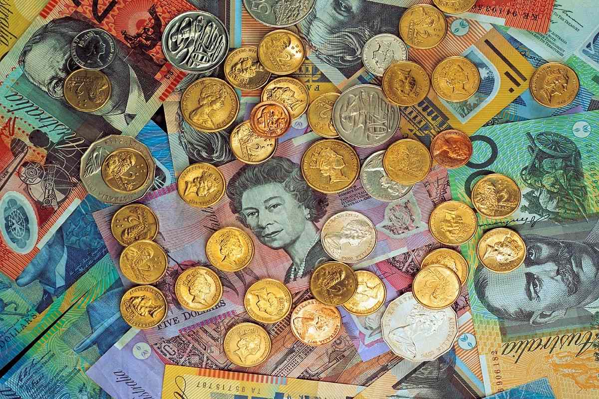 Dollar eases as traders await Georgia Senate vote count